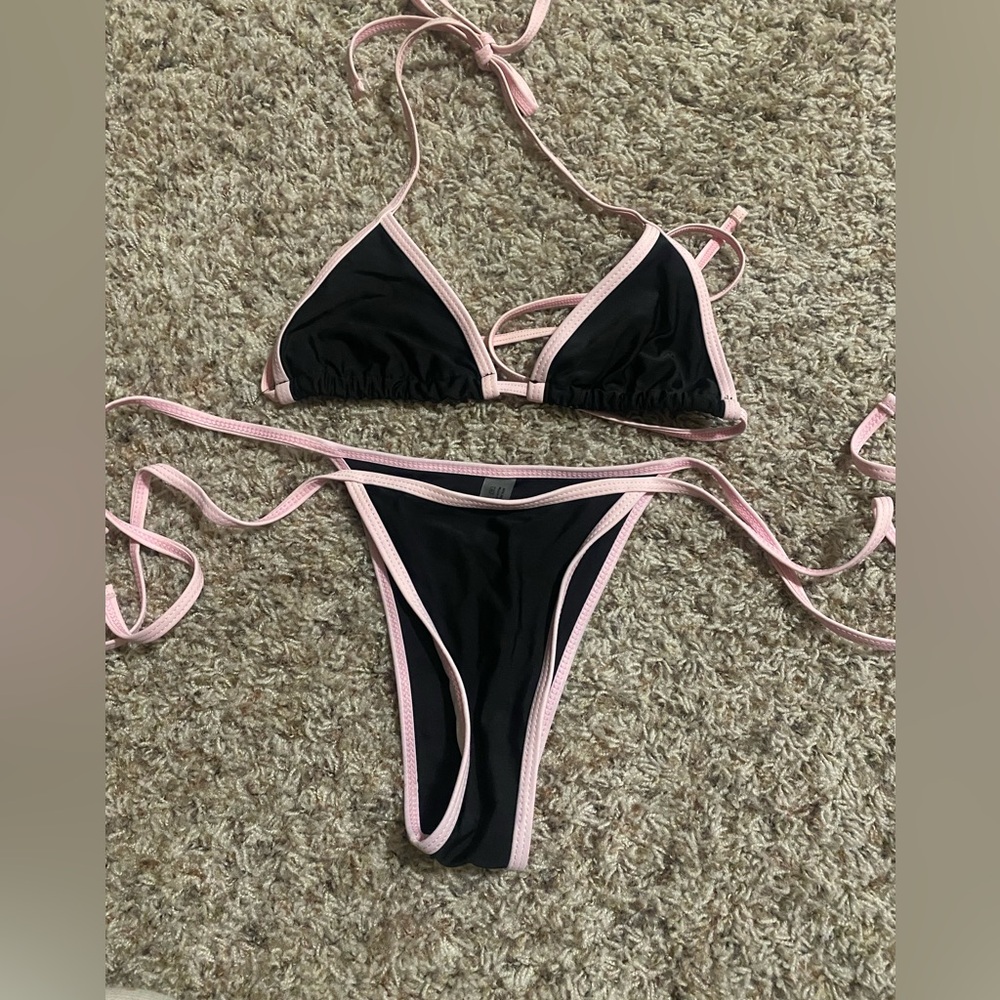 Black and Pink Women's Bikini Set